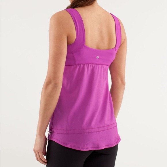 Lululemon Run: Chase Me Tank – Ultra Violet, Size 4, adjustable bottom strap - Picture 2 of 10